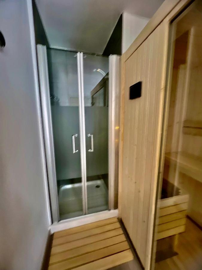 Luxury Sauna By Confortsky باس دي لا كاسا المظهر الخارجي الصورة