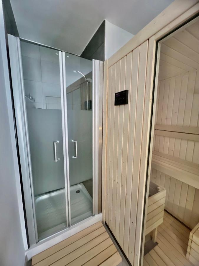 Luxury Sauna By Confortsky باس دي لا كاسا المظهر الخارجي الصورة