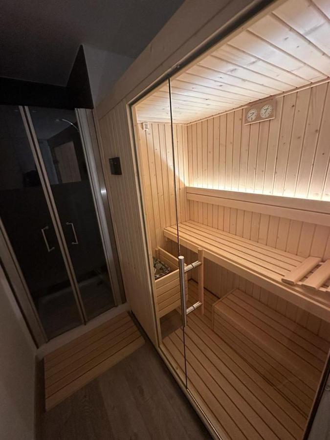 Luxury Sauna By Confortsky باس دي لا كاسا المظهر الخارجي الصورة